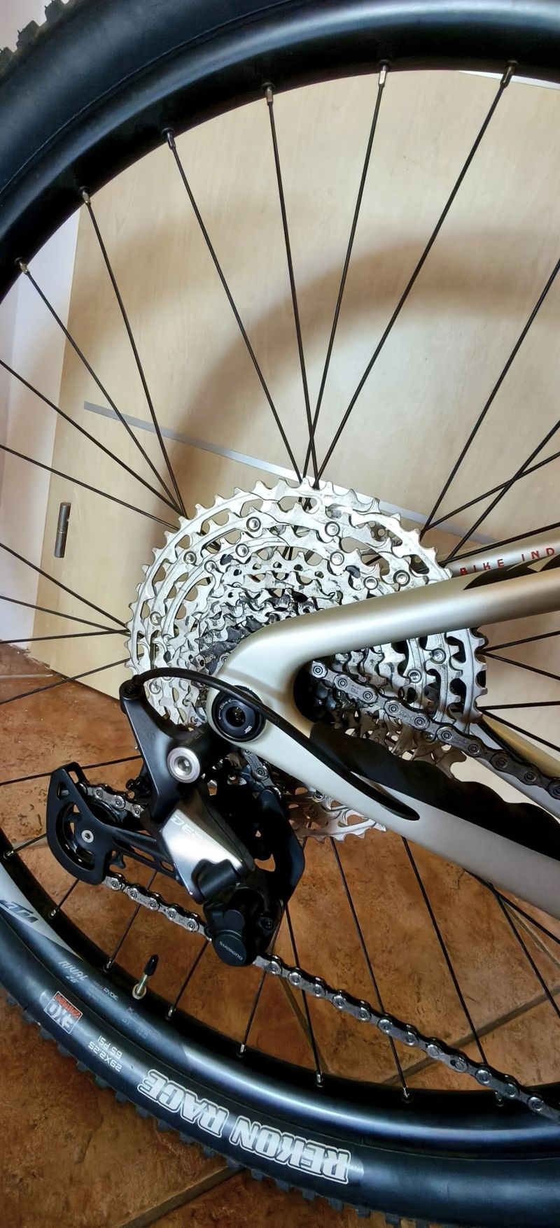 ✨KTM Myroon Pro 29" - Karbon - Velikost M - Shimano 12s✨