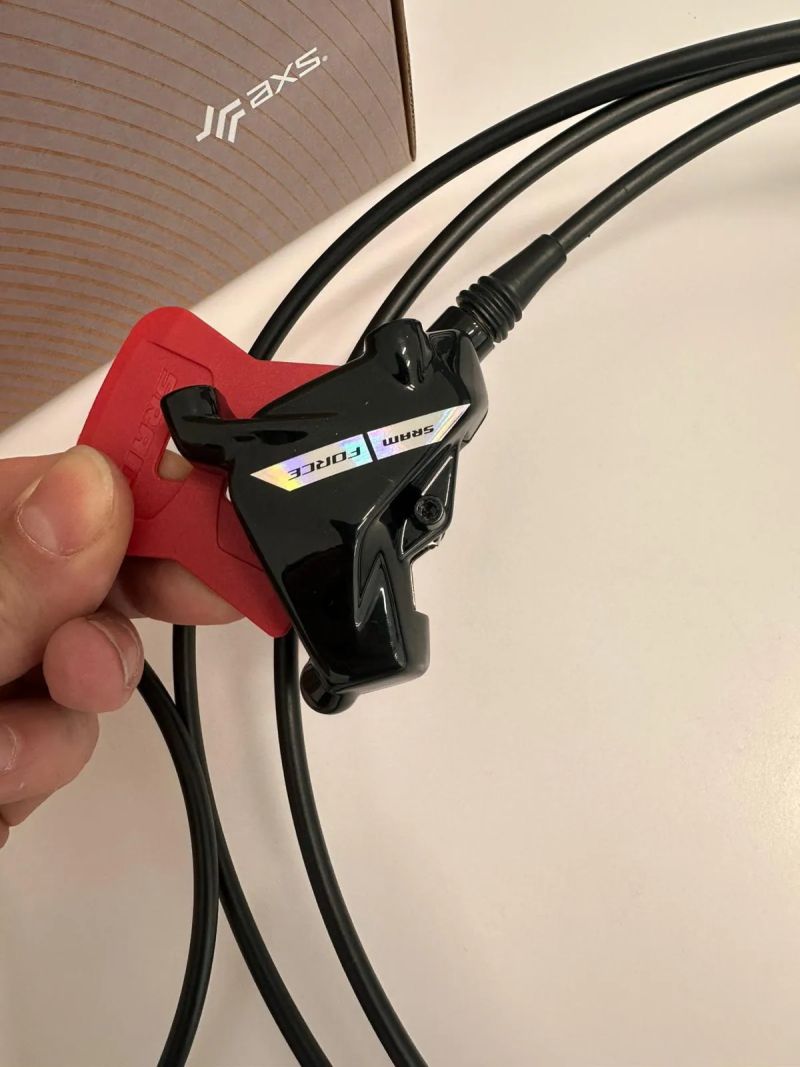 Brzdové a řadící páky SRAM Force D2 AXS sada s příslušenstvím