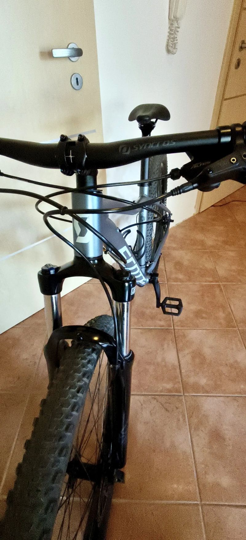 ✨SCOTT Contessa Active 40 (S) + helma SCOTT zdarma – skvělý stav✨
