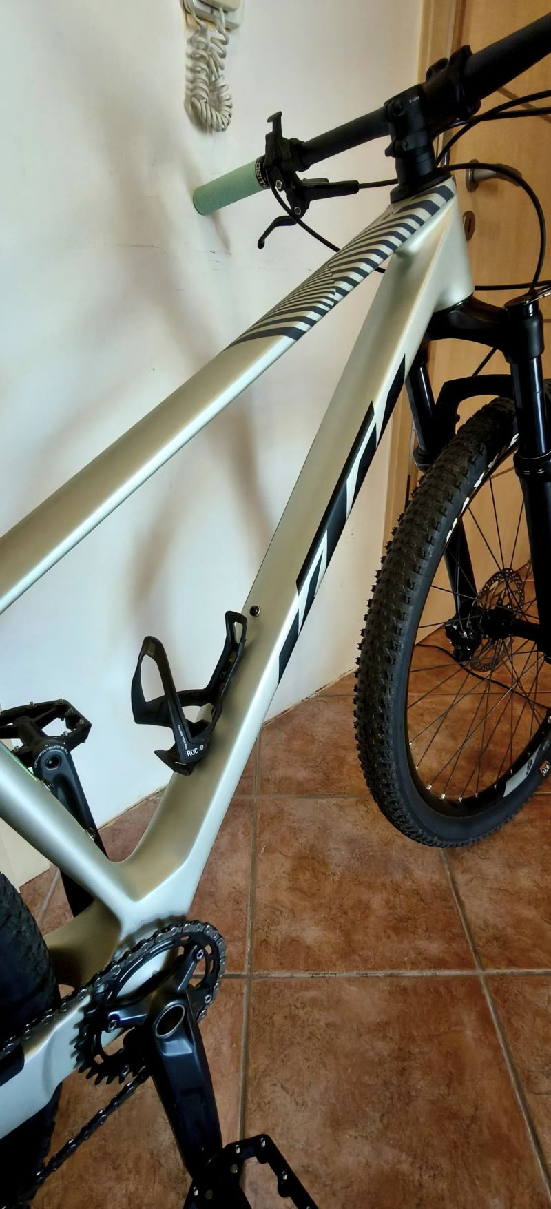 ✨KTM Myroon Pro 29" - Karbon - Velikost M - Shimano 12s✨