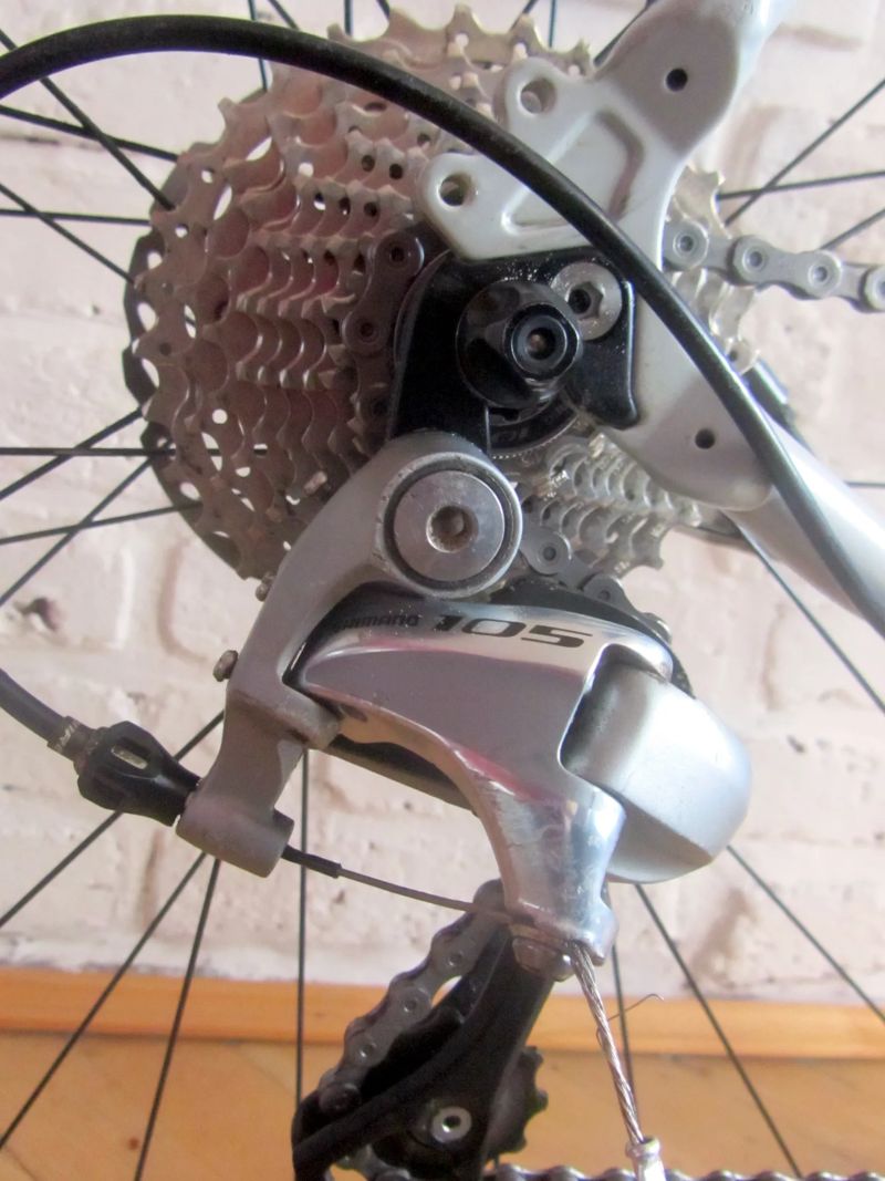 PINNACLE ARCOSE 3 na Shimano 105, Vel S. ZÁNOVNÍ. 1ROK ZÁRUKA