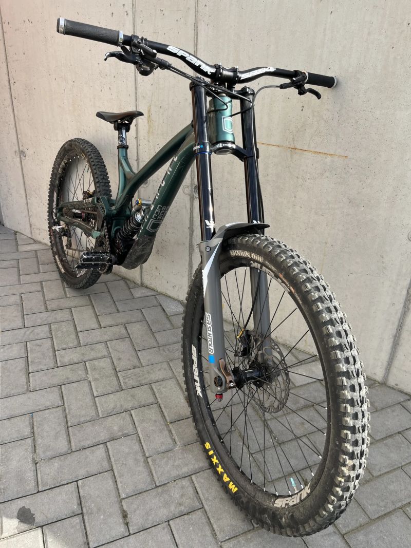 Commencal Supreme V4.5