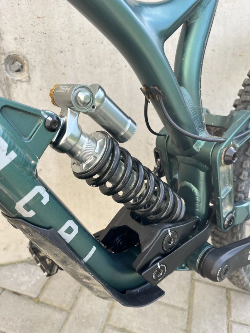 Commencal Supreme V4.5