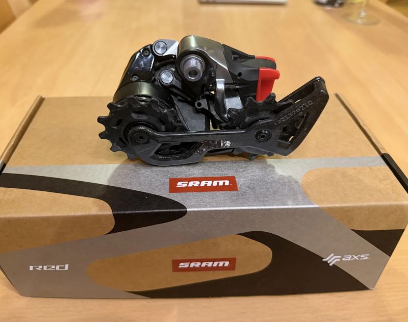 SRAM RED D1 AXS 12sp - přehazovačka