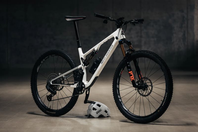Rocky Mountain Element 2025 L