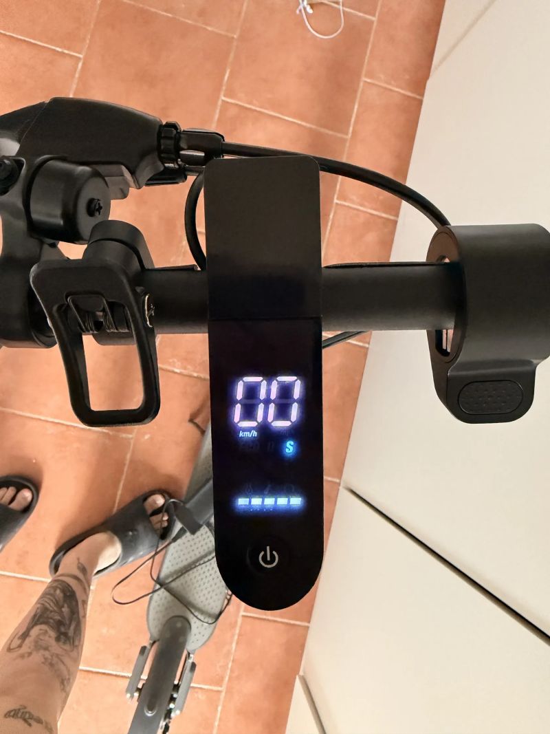 Elektrokoloběžka AERIUM T350 PRO