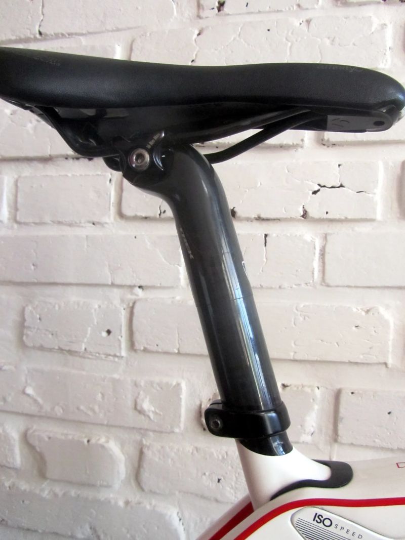 TREK DOMANE SIX na Shimano ULTEGRA, 58 cm. ZÁNOVNÍ. 1ROK ZÁRUKA. PC 90.000 Kč