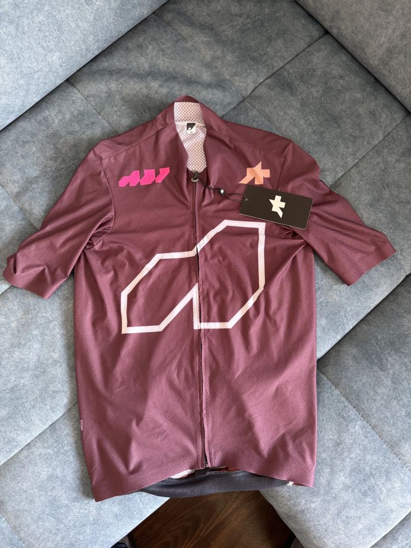 Cyklistický dres Assos EQUIPE R vel. M - nový