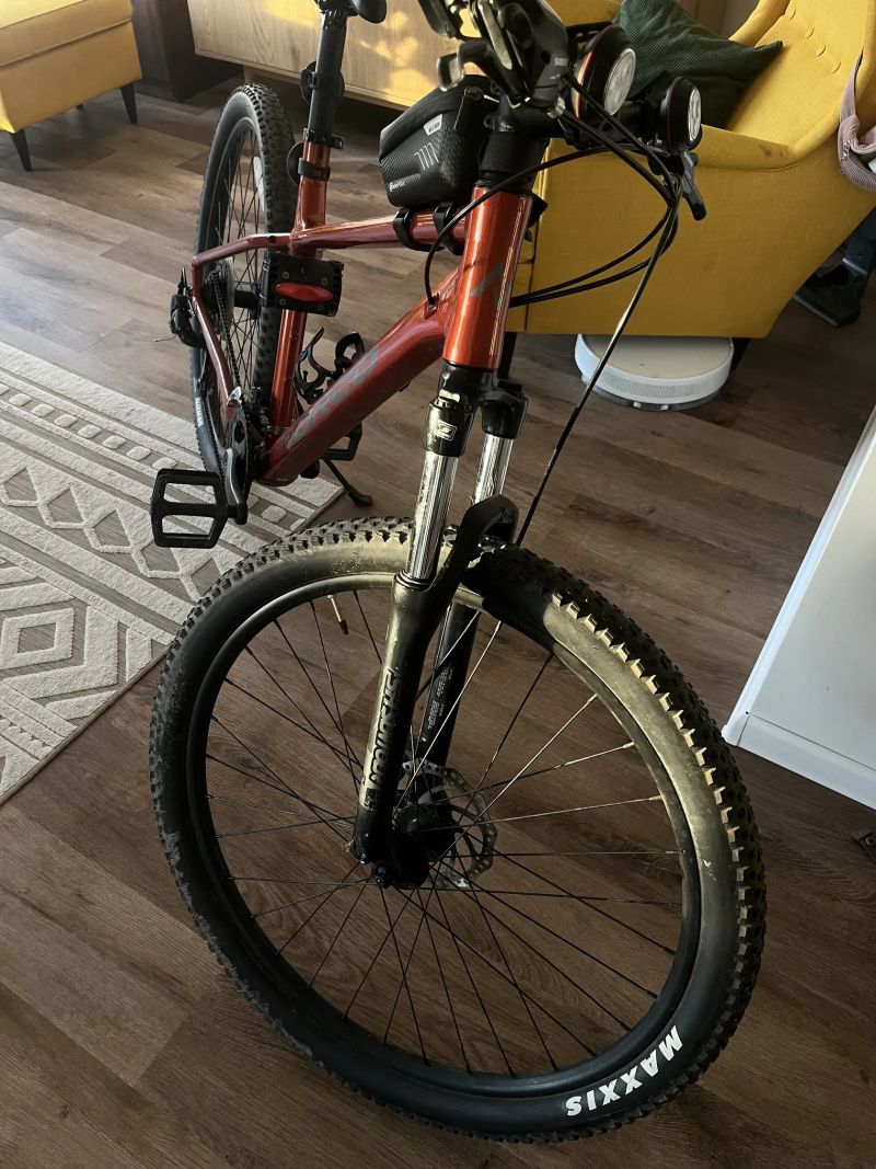 Pánské horské kolo Norco Storm 5 Orange / Charcoal 27,5” – velikost M