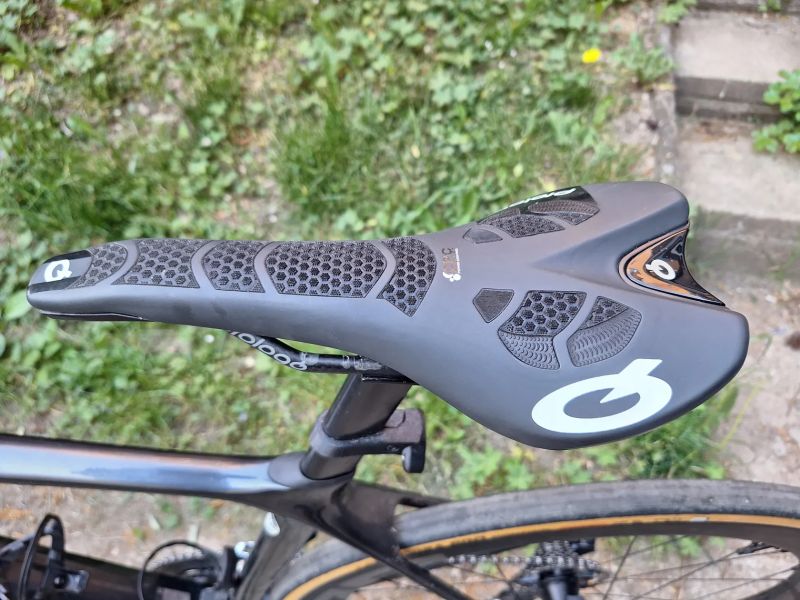 Giant TCR, Ultegra, Oboustranný wattmetr, kola ZIPP 404, rodla PRO PLT Ergo, carbon ramínko atd