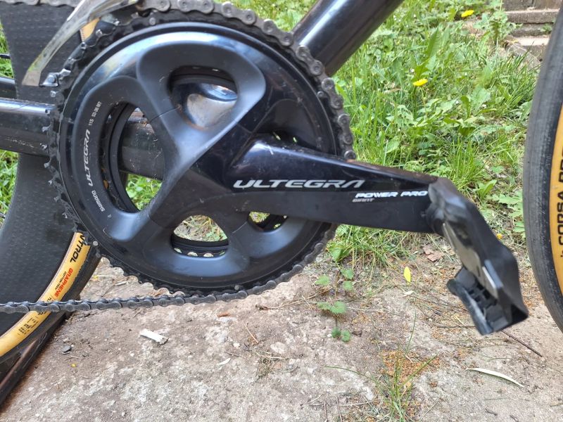 Giant TCR, Ultegra, Oboustranný wattmetr, kola ZIPP 404, rodla PRO PLT Ergo, carbon ramínko atd