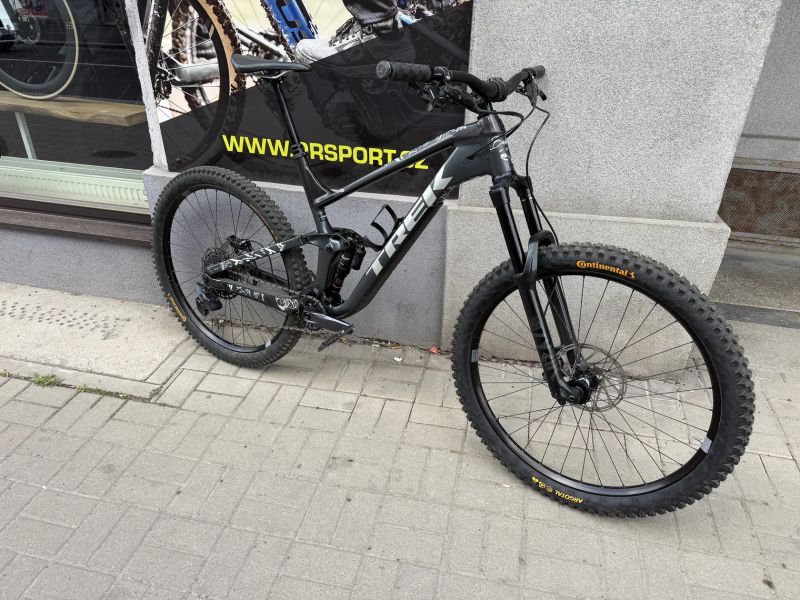Trek Slash 8