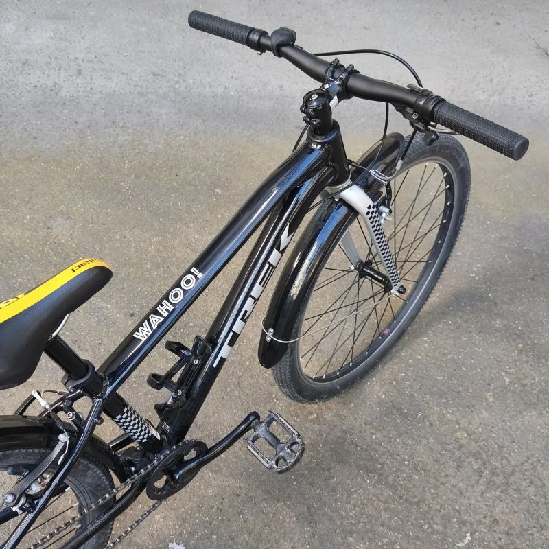 Lehké dětské kolo Trek Wahoo 26 (145-160 cm)