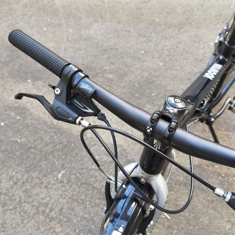 Lehké dětské kolo Trek Wahoo 26 (145-160 cm)