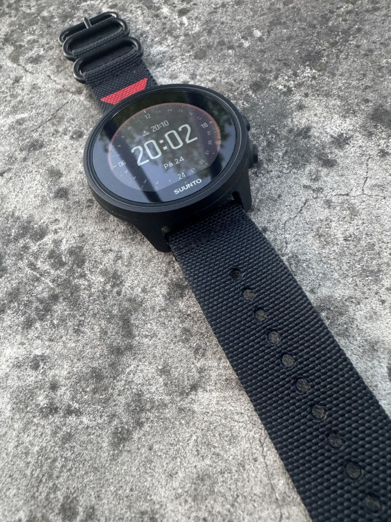 Suunto 9 Baro Charcoal Black Titanium