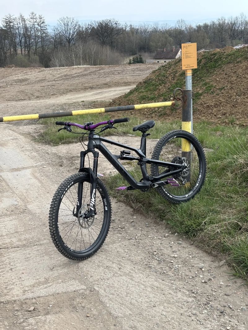 Canyon Spectral CF7
