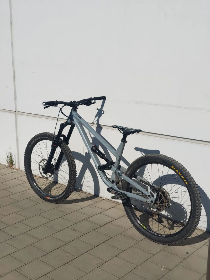 PRODÁM/VYMĚNÍM Commencal Clash 
