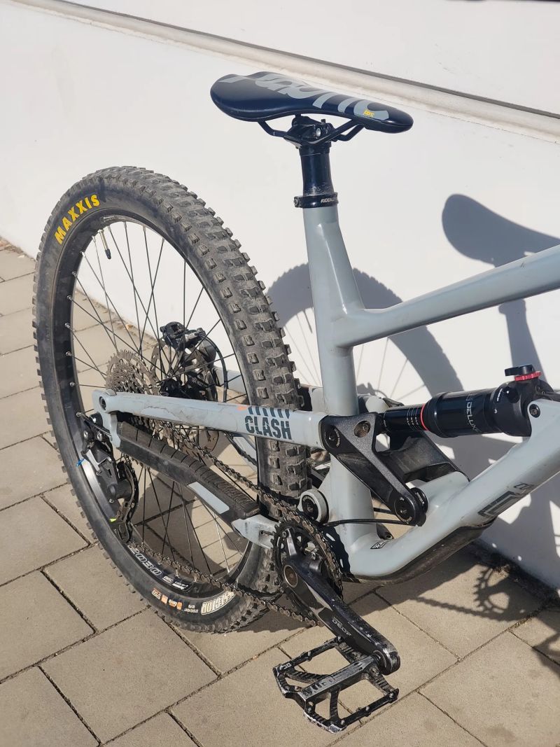 PRODÁM/VYMĚNÍM Commencal Clash 