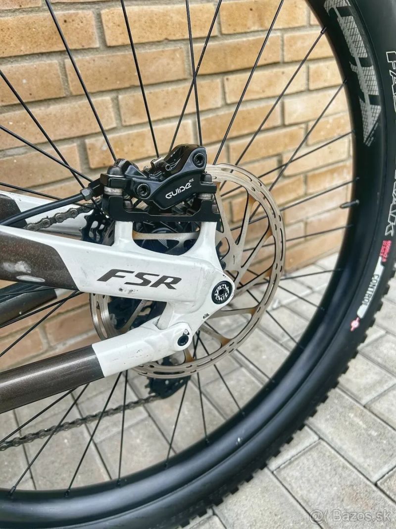 Specialized Turbo Levo FSR / M / 27,5" / 504Wh / 866 km /