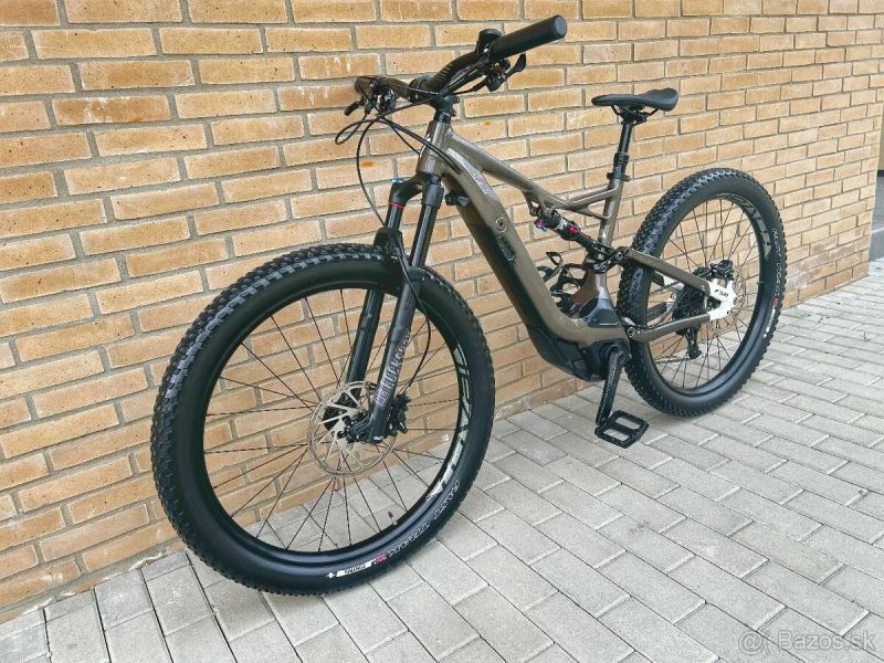 Specialized Turbo Levo FSR / M / 27,5" / 504Wh / 866 km /