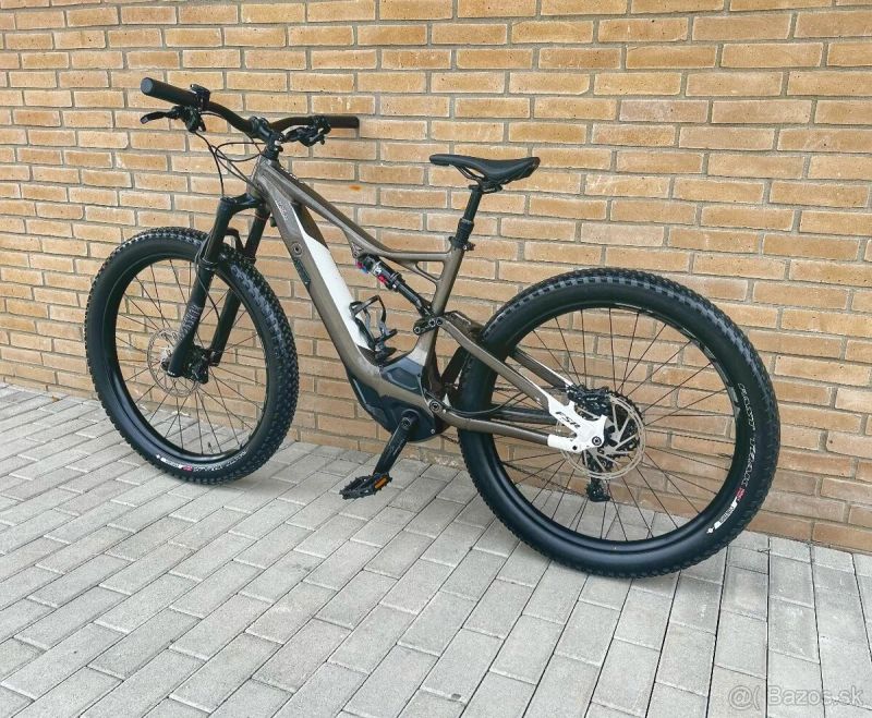 Specialized Turbo Levo FSR / M / 27,5" / 504Wh / 866 km /