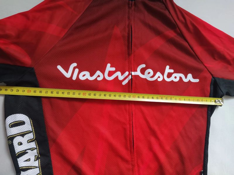Cyklistický závodní dres Bernard vel. M, cyklistické triko a kalhoty