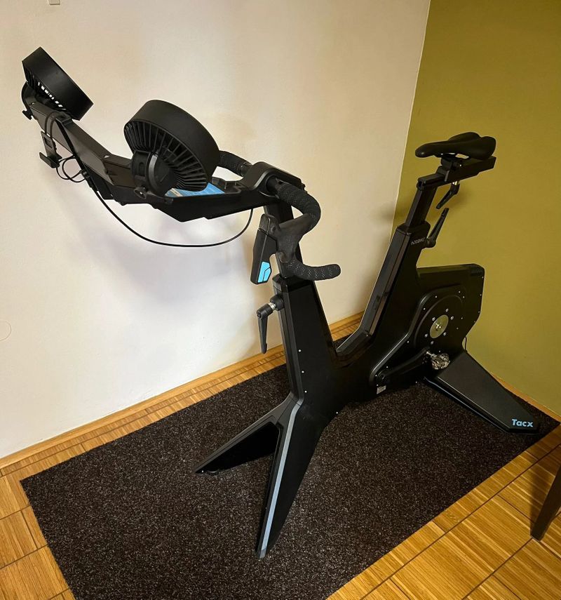 Tacx Neo Bike Smart + Garmin HRM