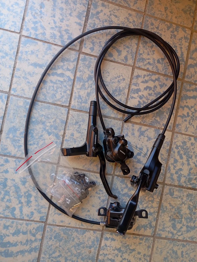 Shimano MT 200