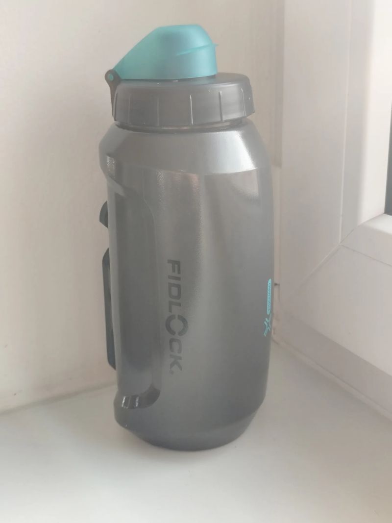 Antibakteriální Magnetická láhev na kolo Fidlock Twist 750 ml