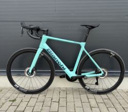 Bianchi Infinito Shimano Ultegra Di2