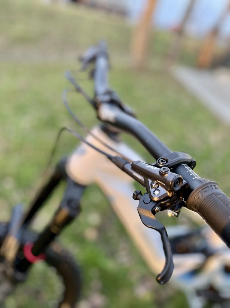 Prodám Lapierre Spicy CF 2025 Full Carbon