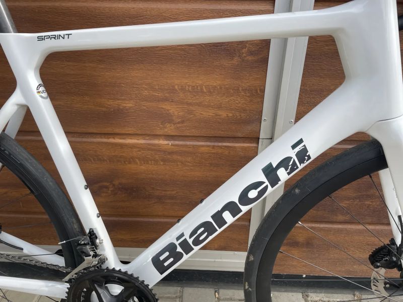 Karbonové silniční kolo Bianchi- 59cm rám - 12 kolco