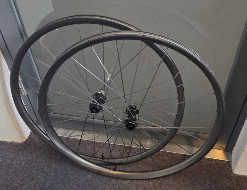 EIE Carbon MTB boost 975 g