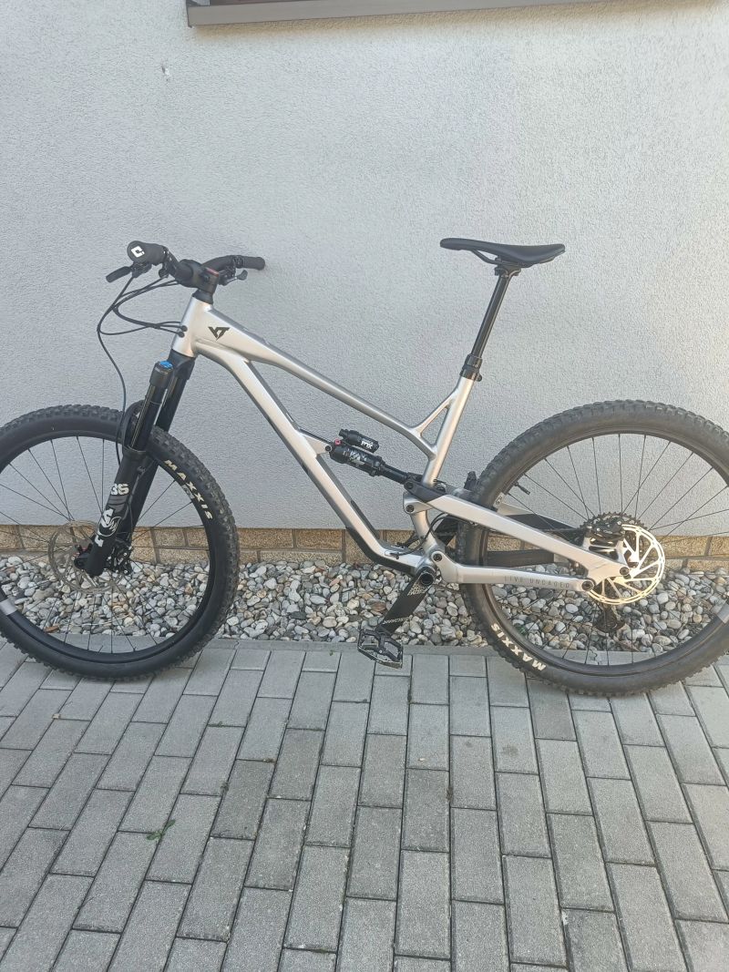 YT Industries Jeffsy Core 2