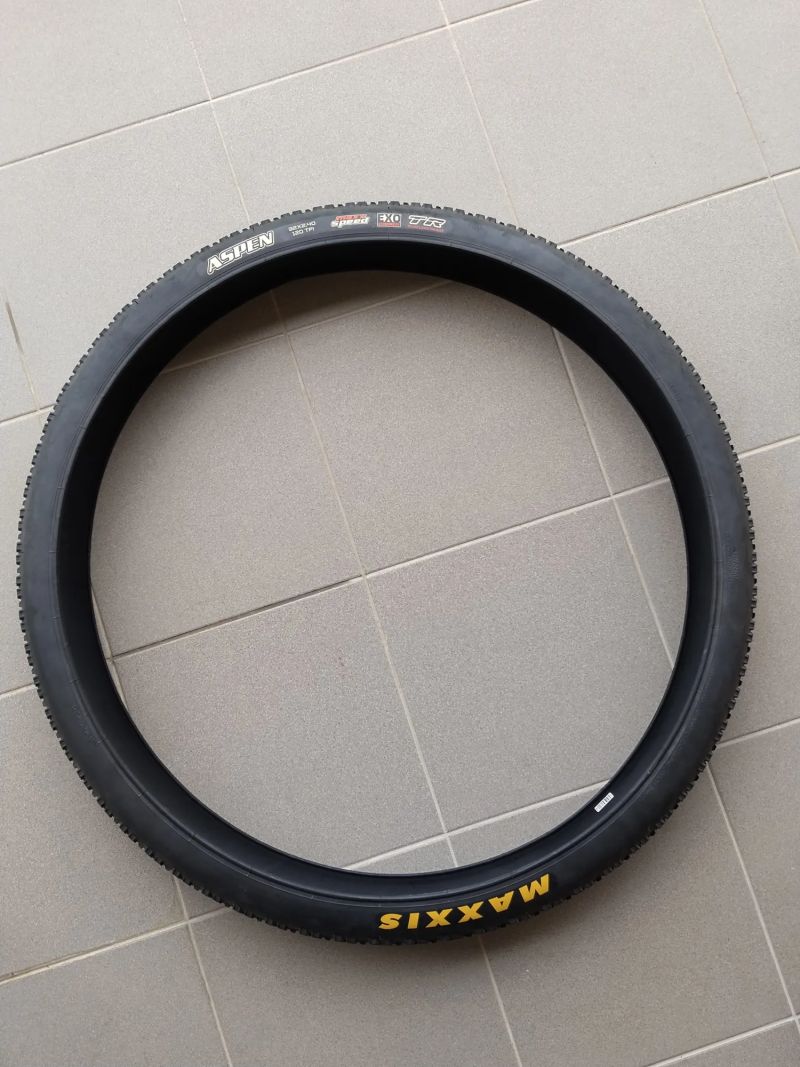 Maxxis Aspen 32x2.40" EXO TR, 120Tpi + packeta Zdarma