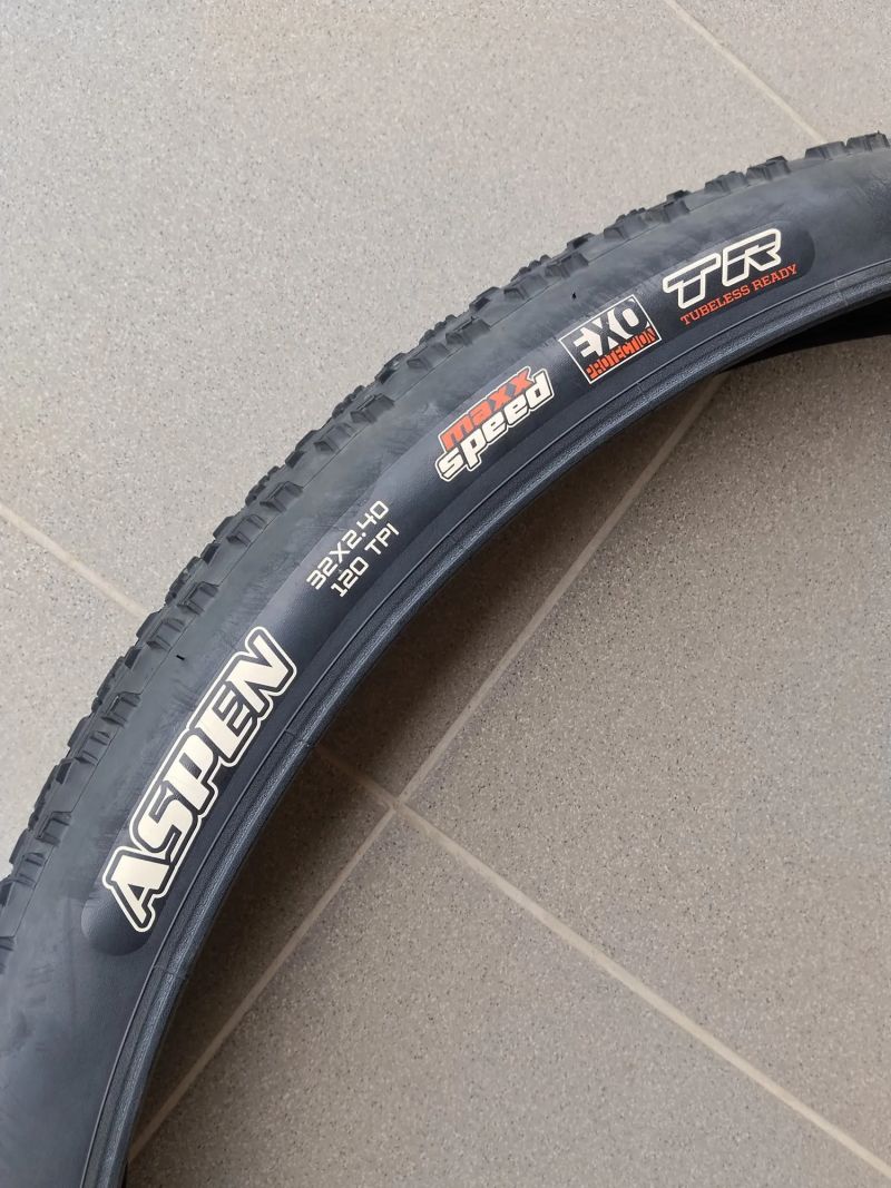 Maxxis Aspen 32x2.40" EXO TR, 120Tpi + packeta Zdarma