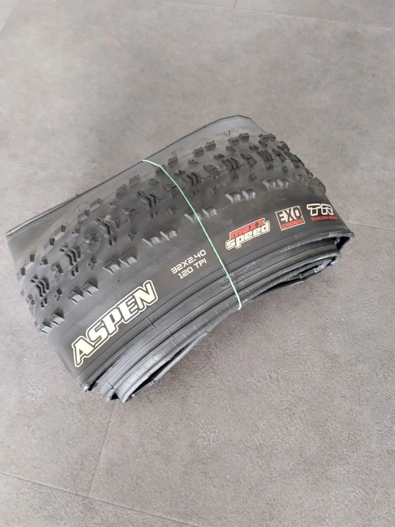 Maxxis Aspen 32x2.40" EXO TR, 120Tpi + packeta Zdarma