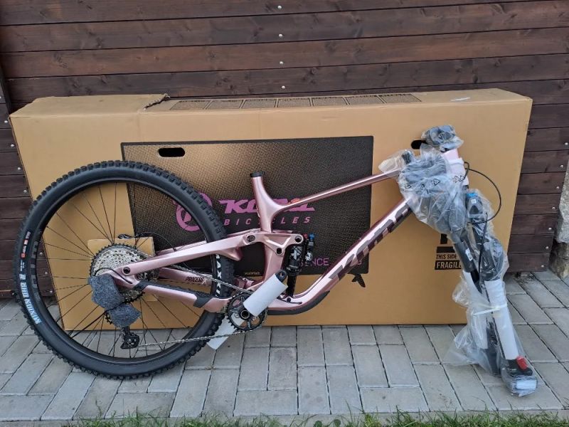 NOVÉ nejeté TOP karbonové enduro kolo Kona Process / kola 29er / k dispozici velikost M,L,XL / 170mm