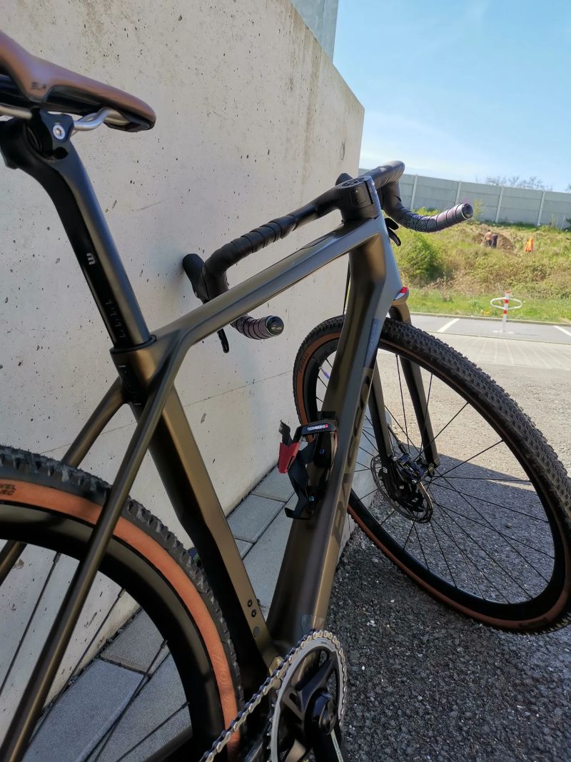 Basso Palta v Top stavu i osazení:El.řazení SRAM Force/Apex AXS,Wattmetr..Handmade Italy