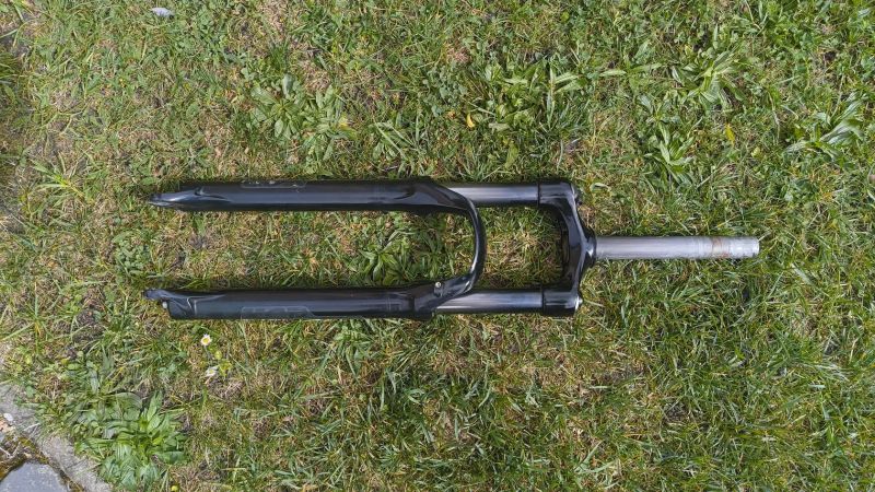 Servisovaná SR Suntour XCR 32 130mm (rychloupínák⚠️ zamykání ze řídítek) 