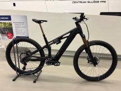 Cube Stereo Hybrid ONE44 HPC AT 800