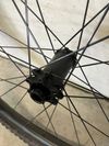 Bontrager přední karbonové kolo Kovee Pro 29" boost 15x110 