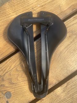 Sedlo Bontrager