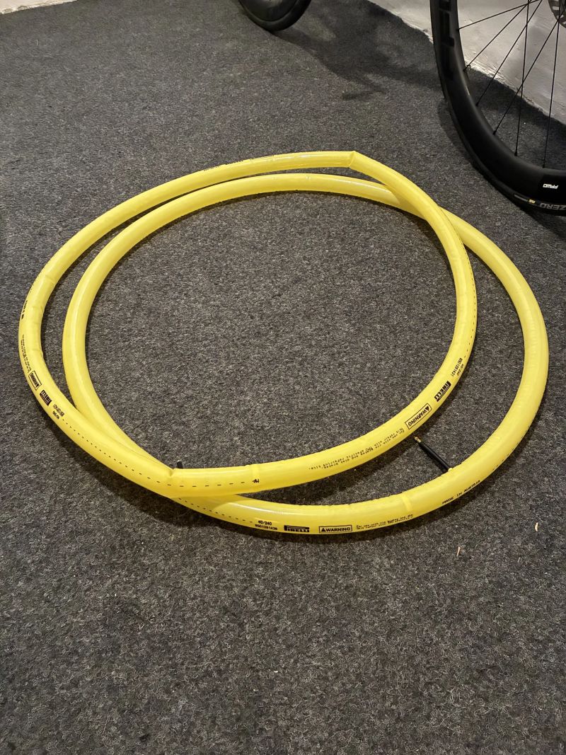 TPU Pirelli Cinturato SmarTUBE 33/45-622, duše presta 60mm