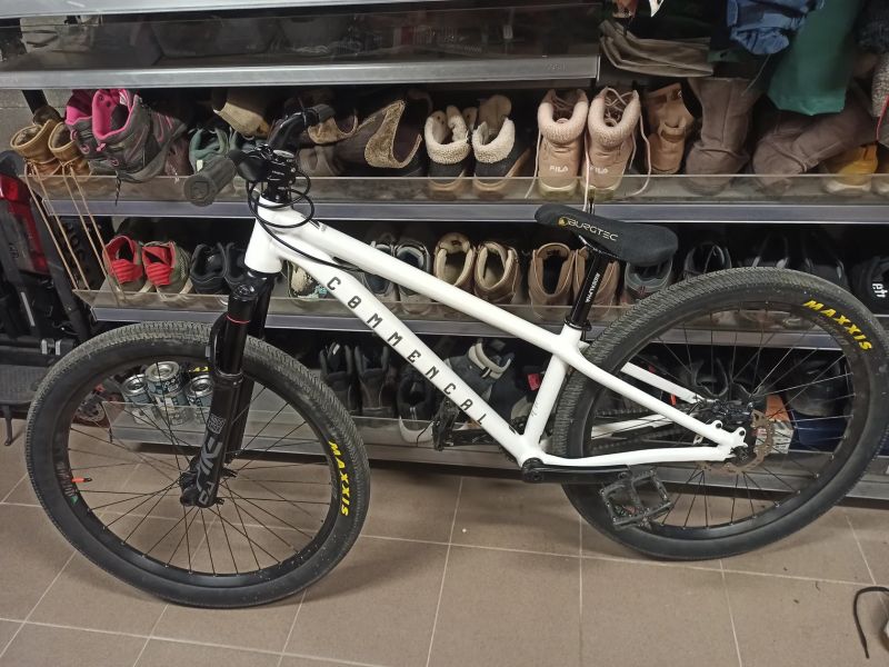 Commencal Absolut
