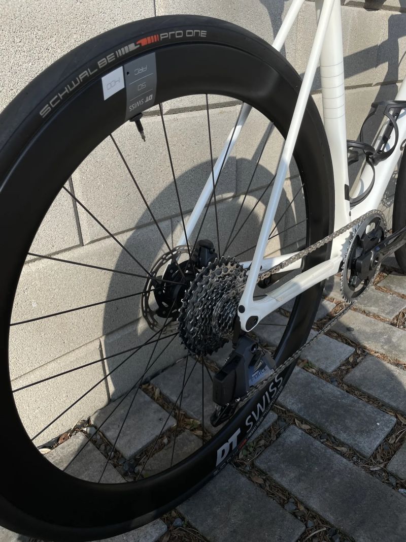 Canyon Ultimate CF SLX 8 Disc eTap