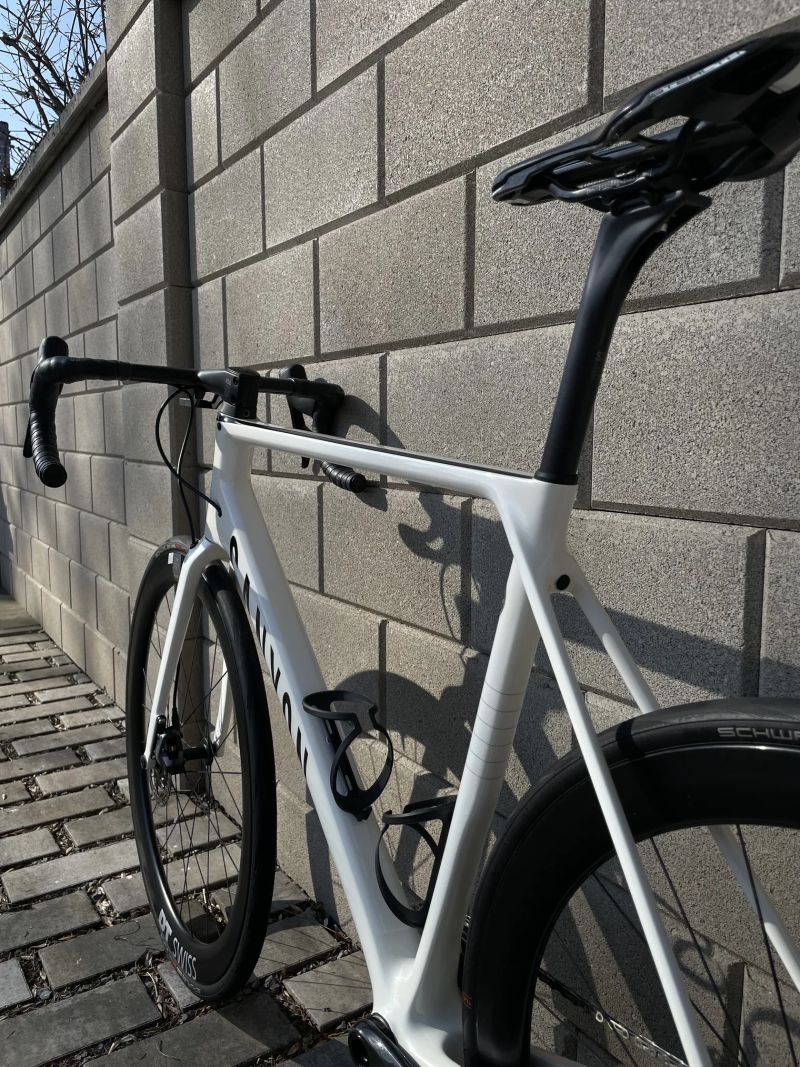 Canyon Ultimate CF SLX 8 Disc eTap