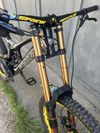 Santa Cruz V10