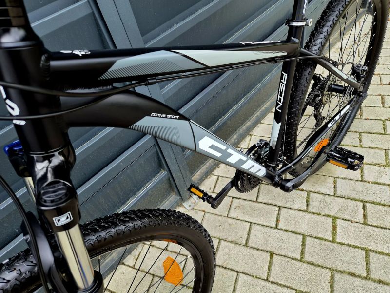 (98)Horské hliníkové kolo CTM 29" 