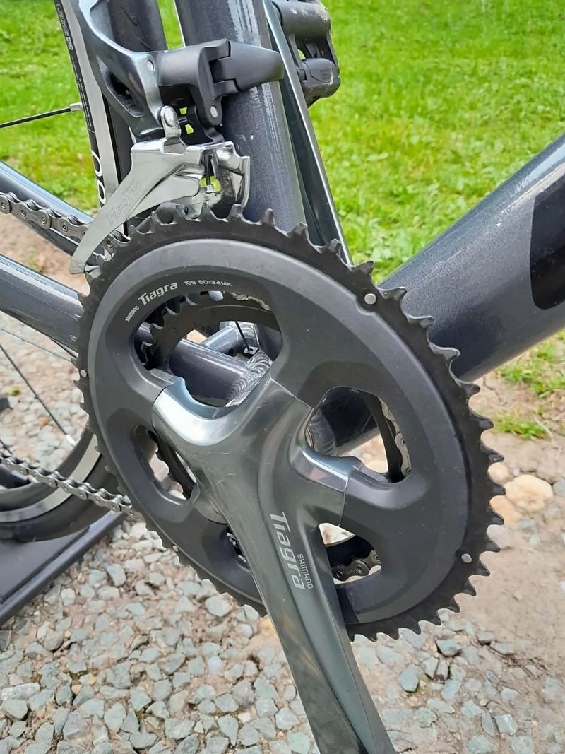 Lapierre Sensum 3.0 r. 2024 s koly DT Swiss 1,6 kg